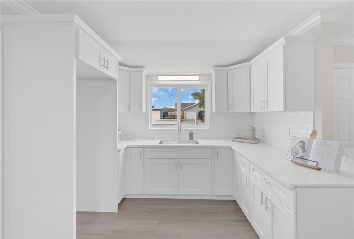 Detail Gallery Image 12 of 22 For 440 E Laurel Dr, Salinas,  CA 93906 - 3 Beds | 2 Baths