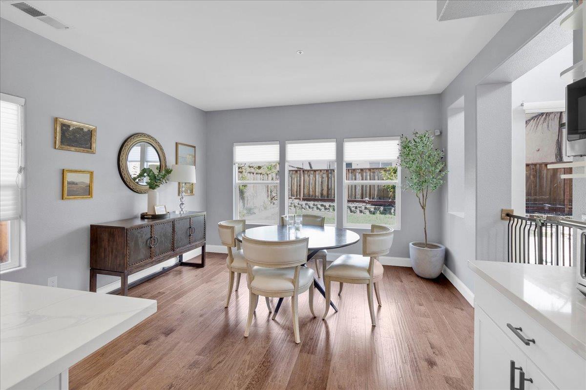 Detail Gallery Image 15 of 41 For 16 Harrington Cir, Salinas,  CA 93906 - 4 Beds | 2 Baths