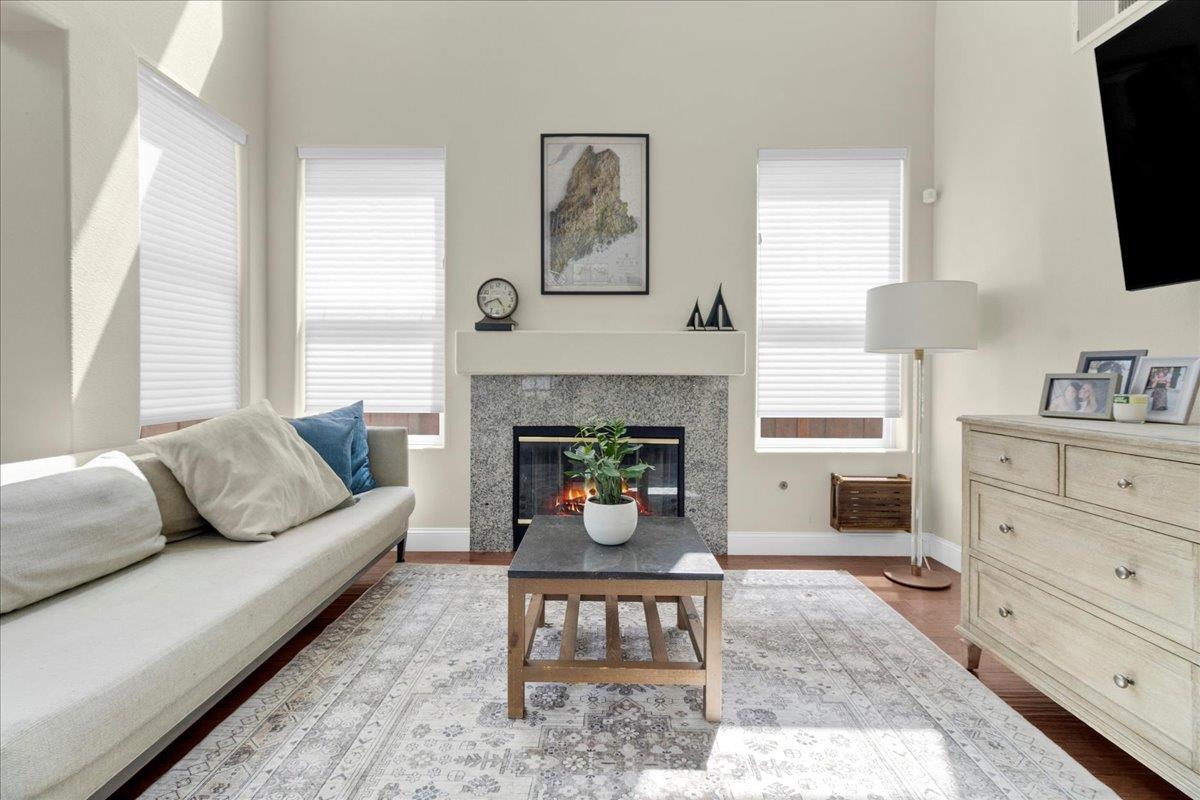 Detail Gallery Image 7 of 41 For 16 Harrington Cir, Salinas,  CA 93906 - 4 Beds | 2 Baths