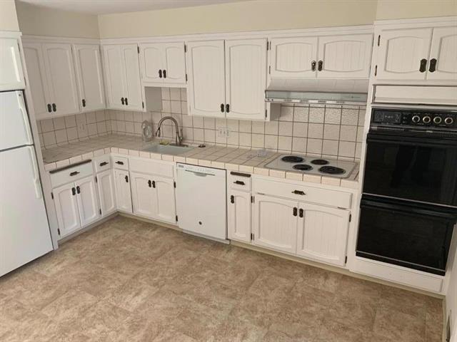 Detail Gallery Image 22 of 31 For 925 Miramontes St, Half Moon Bay,  CA 94019 - 3 Beds | 2 Baths