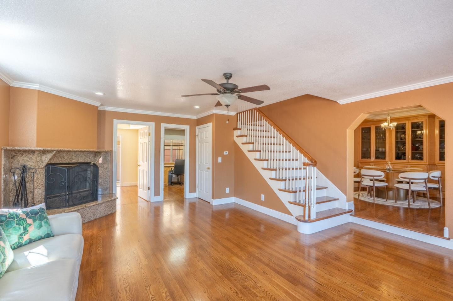 Detail Gallery Image 11 of 34 For 37241 Olive St, Newark,  CA 94560 - 4 Beds | 3 Baths