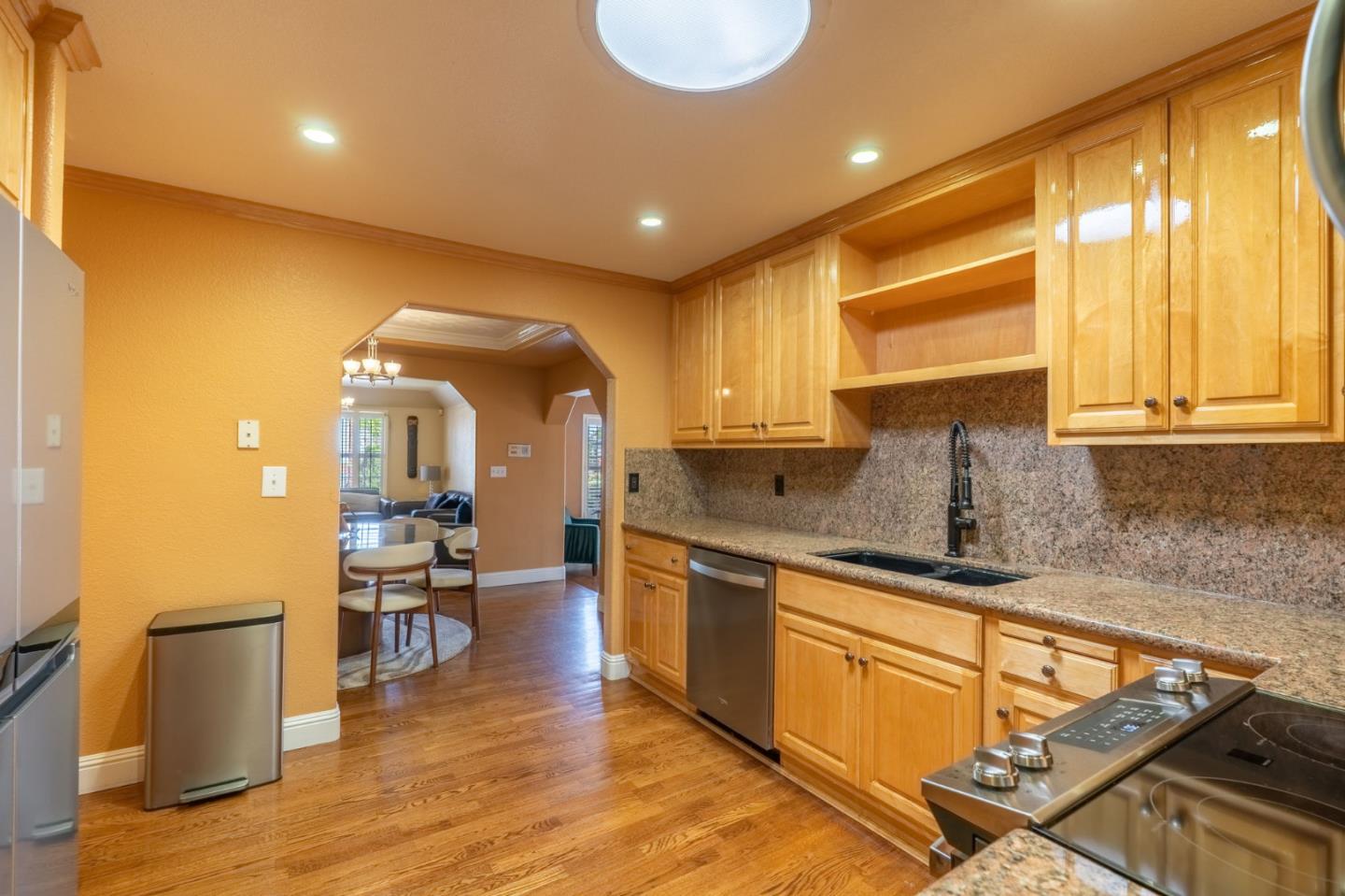 Detail Gallery Image 17 of 34 For 37241 Olive St, Newark,  CA 94560 - 4 Beds | 3 Baths