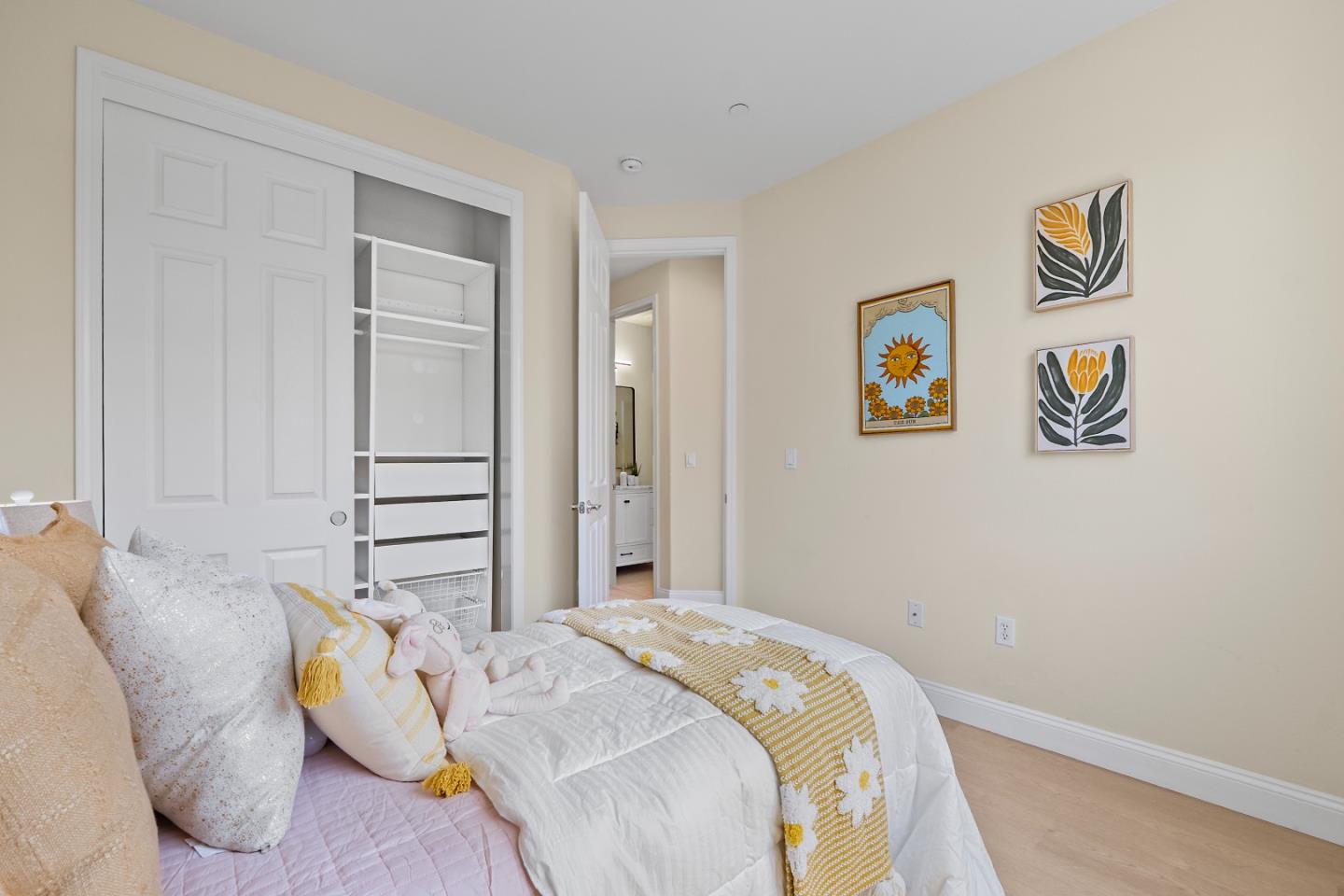 Detail Gallery Image 24 of 51 For 1180 Glin Ter, Sunnyvale,  CA 94089 - 3 Beds | 2/1 Baths