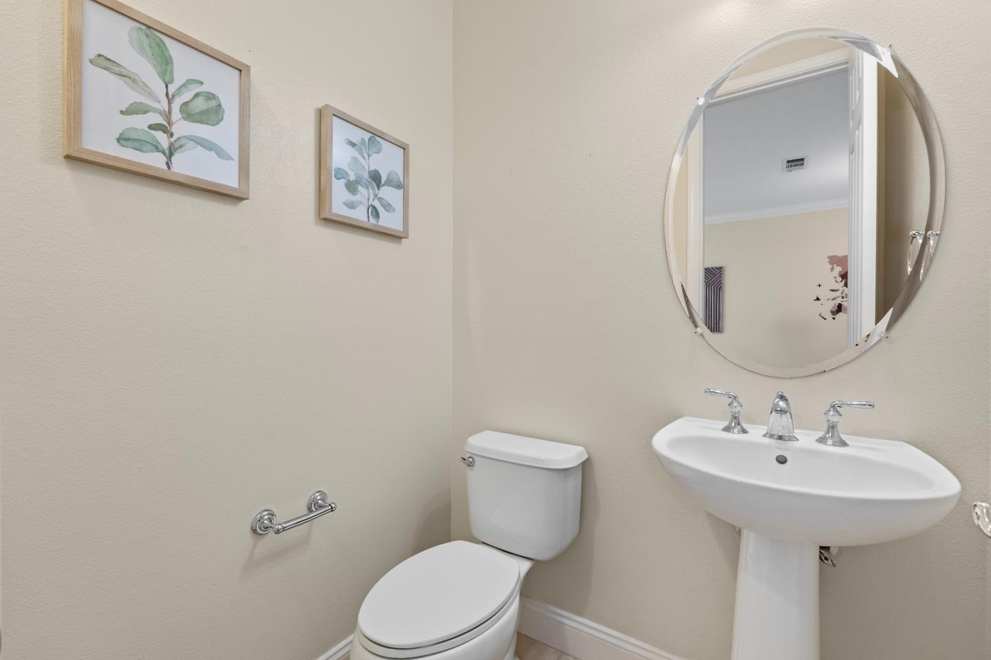 Detail Gallery Image 29 of 51 For 1180 Glin Ter, Sunnyvale,  CA 94089 - 3 Beds | 2/1 Baths