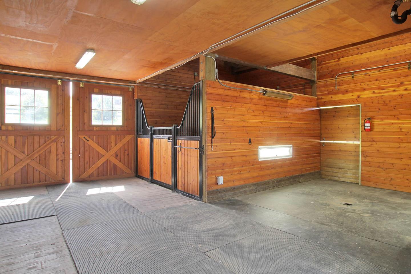Detail Gallery Image 11 of 61 For 11120 La Honda Rd, Woodside,  CA 94062 - 3 Beds | 1/1 Baths