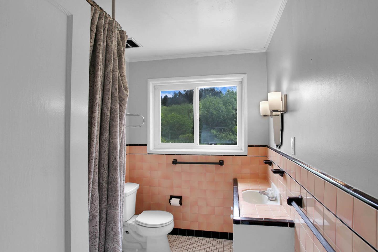 Detail Gallery Image 46 of 61 For 11120 La Honda Rd, Woodside,  CA 94062 - 3 Beds | 1/1 Baths