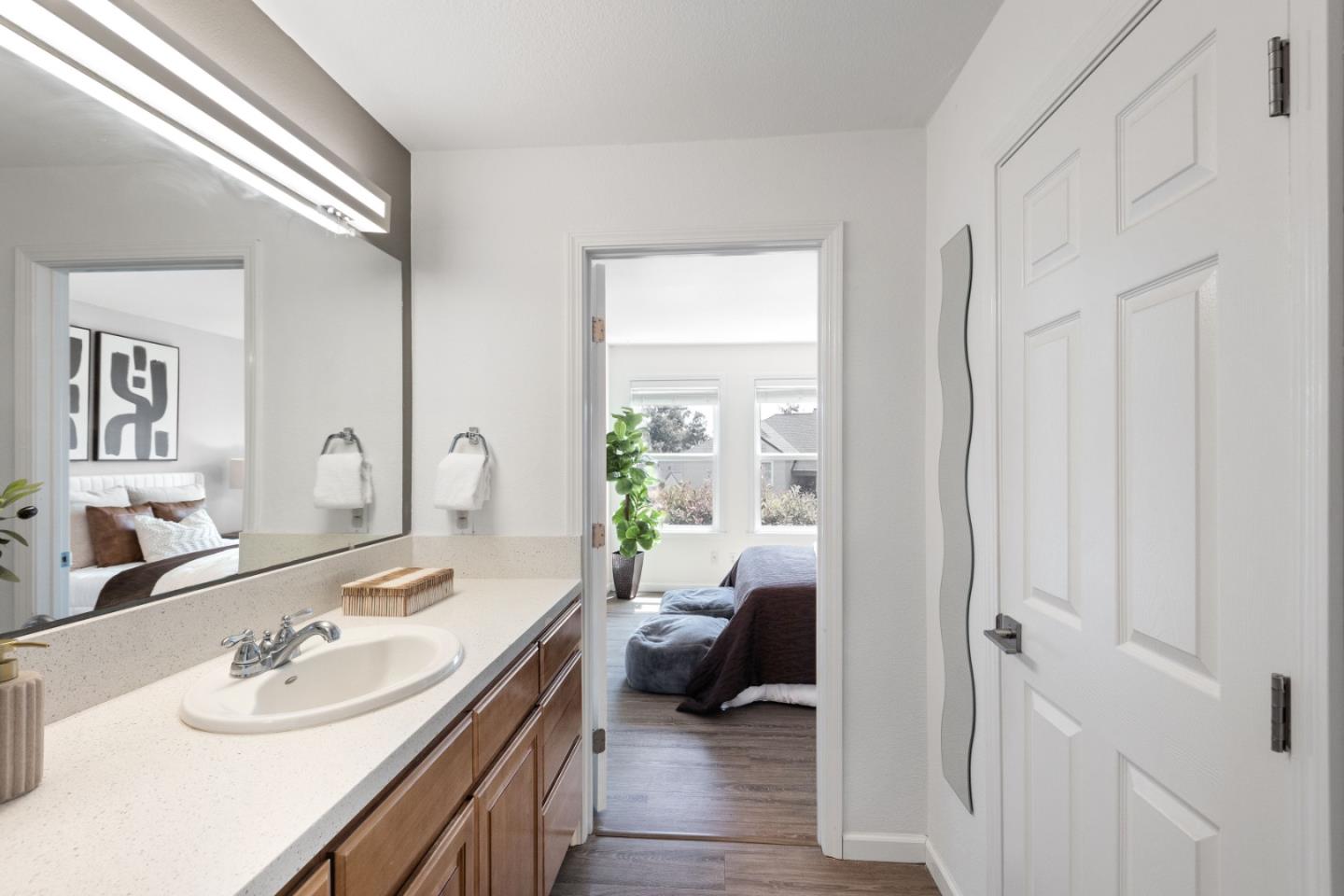 Detail Gallery Image 14 of 24 For 685 Dartmore Ln #165,  Hayward,  CA 94544 - 1 Beds | 1 Baths
