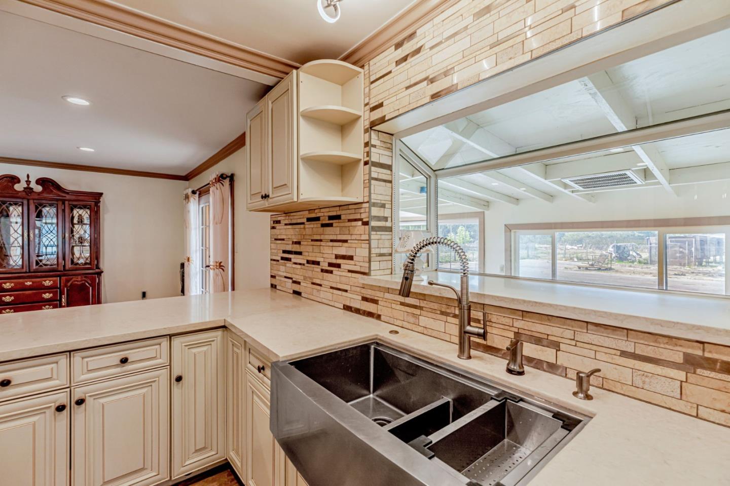 Detail Gallery Image 12 of 33 For 7750 Lovers Ln, Hollister,  CA 95023 - 3 Beds | 2 Baths