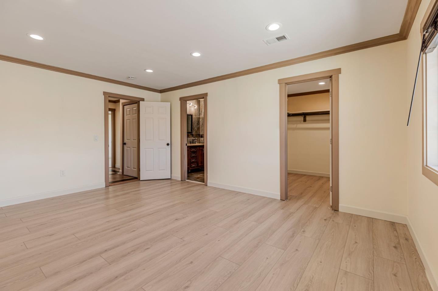 Detail Gallery Image 14 of 33 For 7750 Lovers Ln, Hollister,  CA 95023 - 3 Beds | 2 Baths