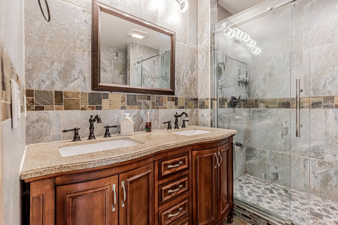 Detail Gallery Image 16 of 33 For 7750 Lovers Ln, Hollister,  CA 95023 - 3 Beds | 2 Baths