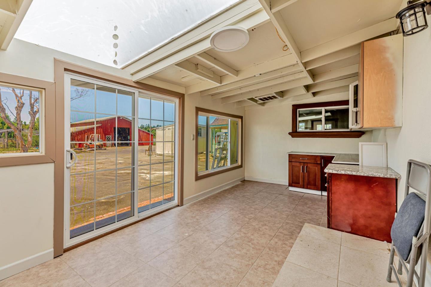Detail Gallery Image 21 of 33 For 7750 Lovers Ln, Hollister,  CA 95023 - 3 Beds | 2 Baths