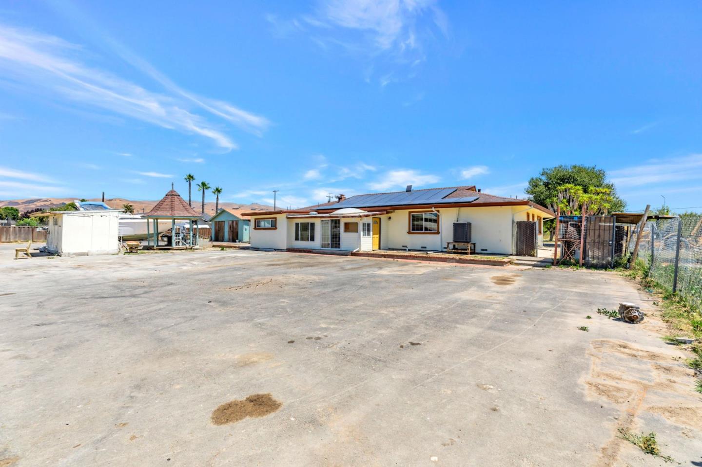 Detail Gallery Image 24 of 33 For 7750 Lovers Ln, Hollister,  CA 95023 - 3 Beds | 2 Baths