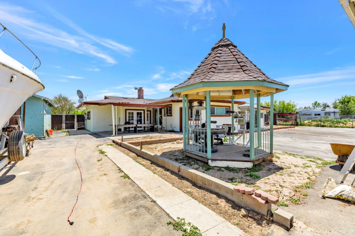 Detail Gallery Image 27 of 33 For 7750 Lovers Ln, Hollister,  CA 95023 - 3 Beds | 2 Baths
