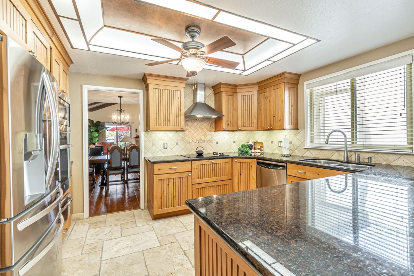 Detail Gallery Image 10 of 51 For 6304 Blauer, San Jose,  CA 95135 - 2 Beds | 2 Baths