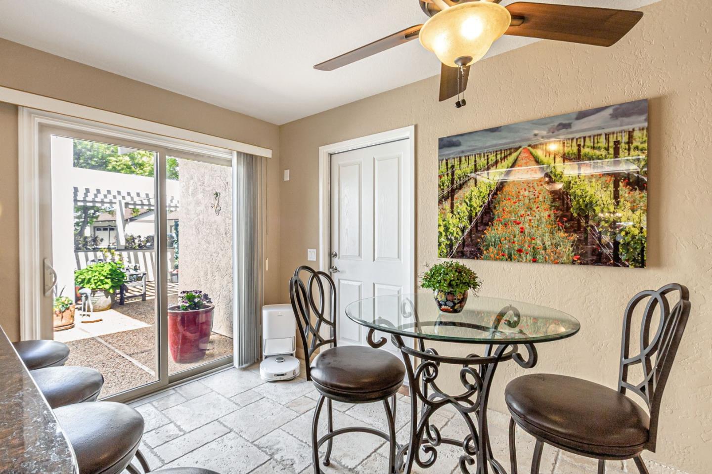 Detail Gallery Image 15 of 51 For 6304 Blauer, San Jose,  CA 95135 - 2 Beds | 2 Baths