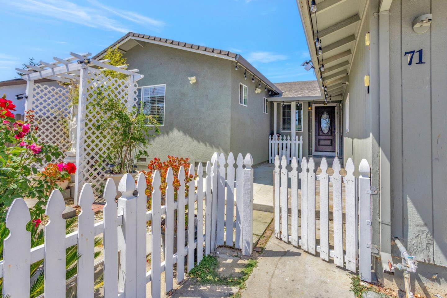 Detail Gallery Image 4 of 27 For 71 Hayes Ave, San Jose,  CA 95123 - 4 Beds | 3 Baths
