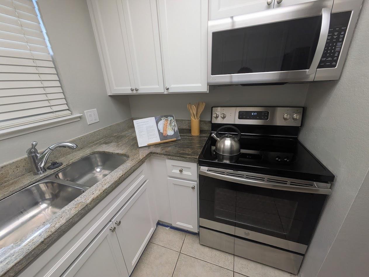 Detail Gallery Image 10 of 31 For 2201 Monroe Street #1503,  Santa Clara,  CA 95050 - 2 Beds | 1 Baths