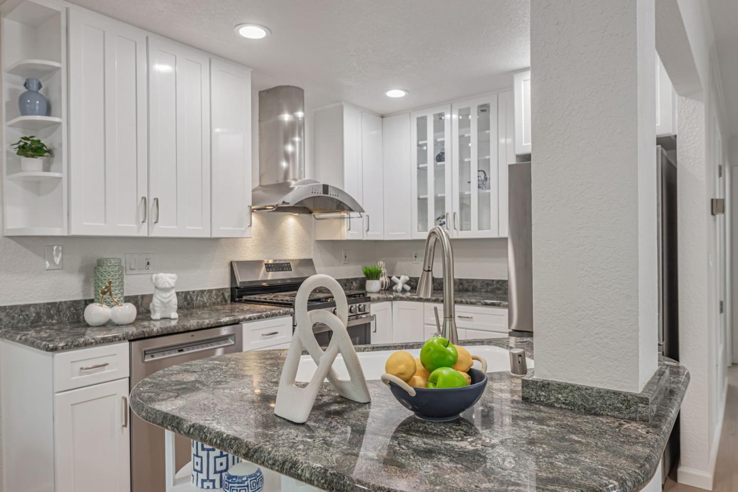 Detail Gallery Image 19 of 49 For 3500 La Terrace Cir, San Jose,  CA 95123 - 2 Beds | 2 Baths