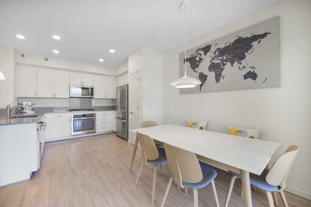 Detail Gallery Image 17 of 25 For 3112 Manuel St #6,  San Jose,  CA 95136 - 3 Beds | 3 Baths