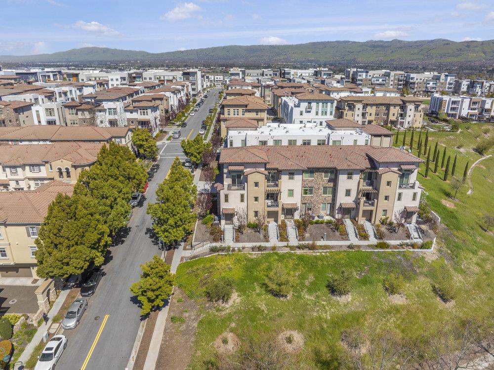Detail Gallery Image 4 of 25 For 3112 Manuel St #6,  San Jose,  CA 95136 - 3 Beds | 3 Baths