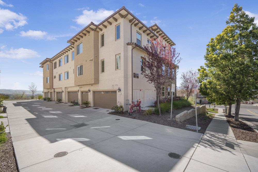 Detail Gallery Image 5 of 25 For 3112 Manuel St #6,  San Jose,  CA 95136 - 3 Beds | 3 Baths