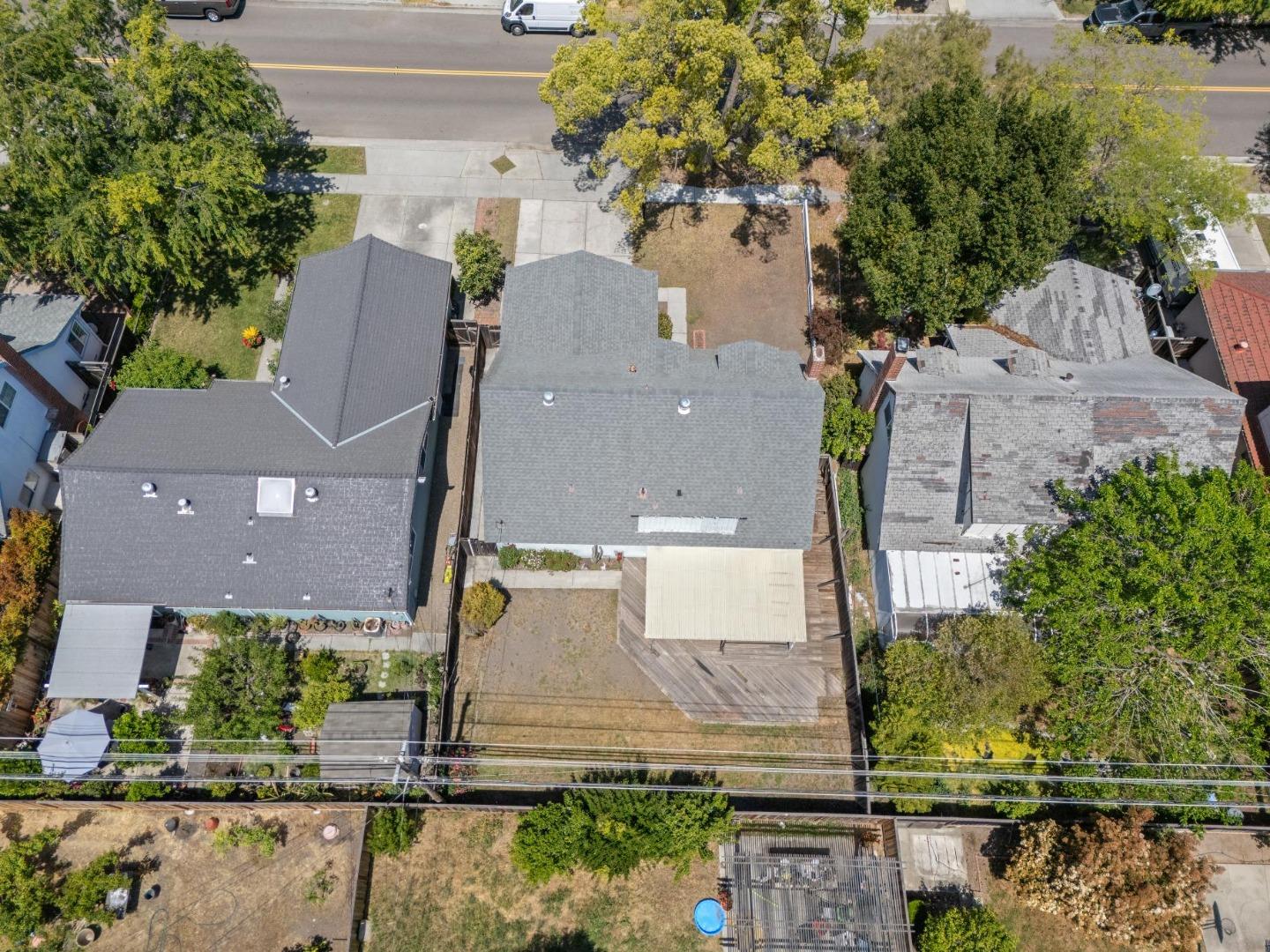 Detail Gallery Image 13 of 59 For 260 Bangor Ave, San Jose,  CA 95123 - 3 Beds | 2 Baths