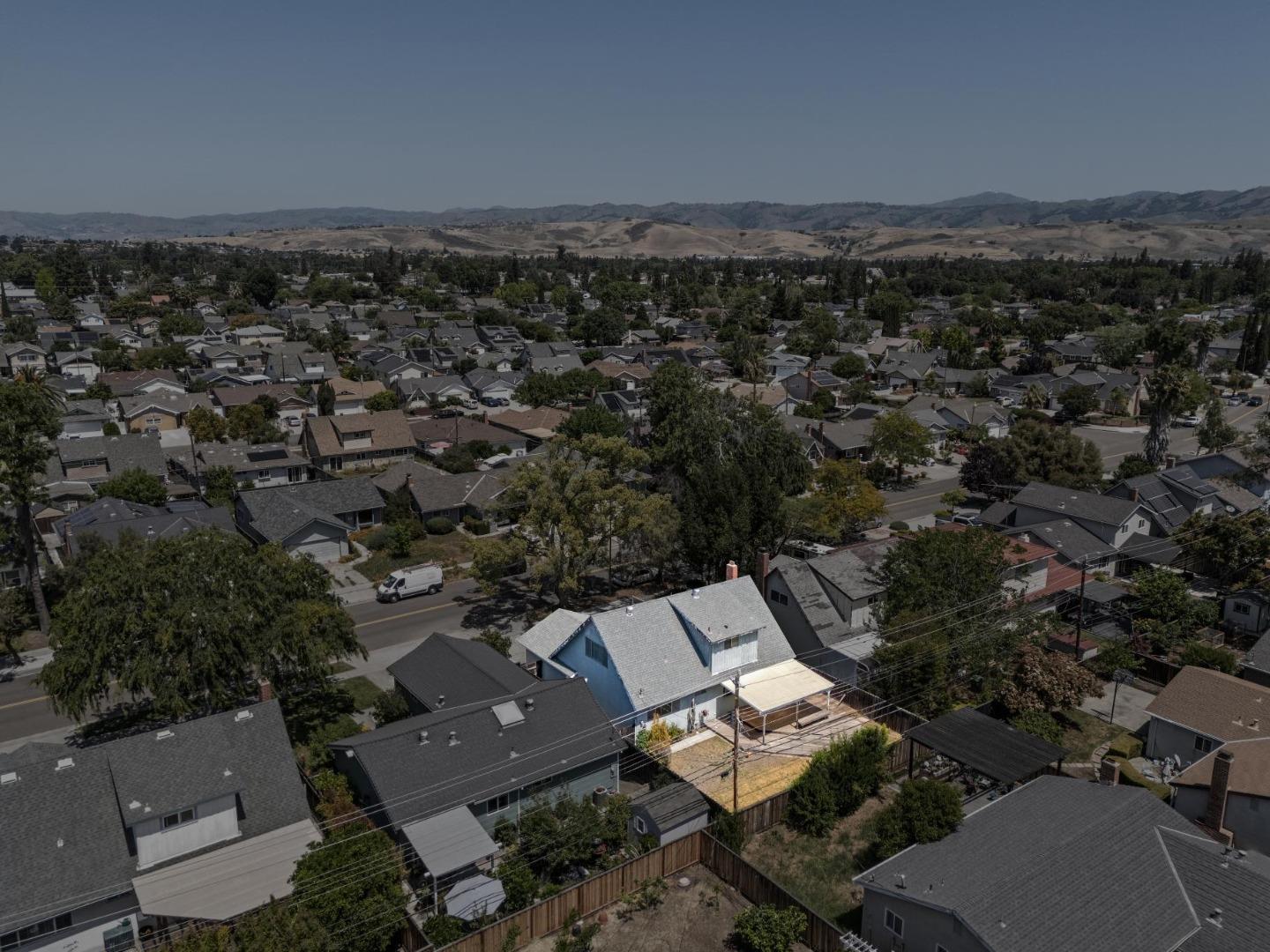 Detail Gallery Image 14 of 59 For 260 Bangor Ave, San Jose,  CA 95123 - 3 Beds | 2 Baths