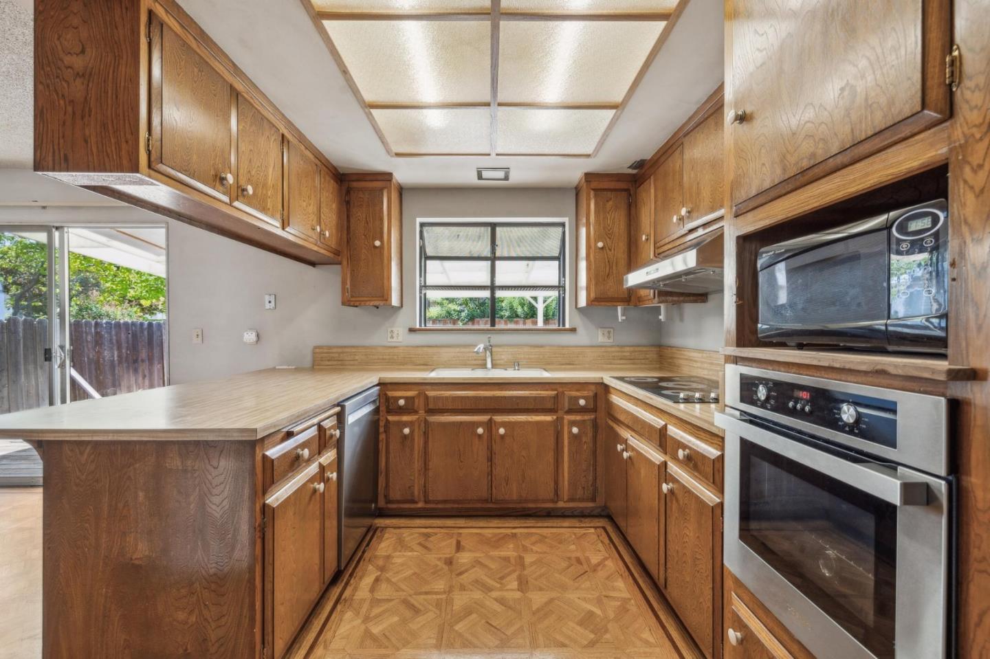 Detail Gallery Image 27 of 59 For 260 Bangor Ave, San Jose,  CA 95123 - 3 Beds | 2 Baths