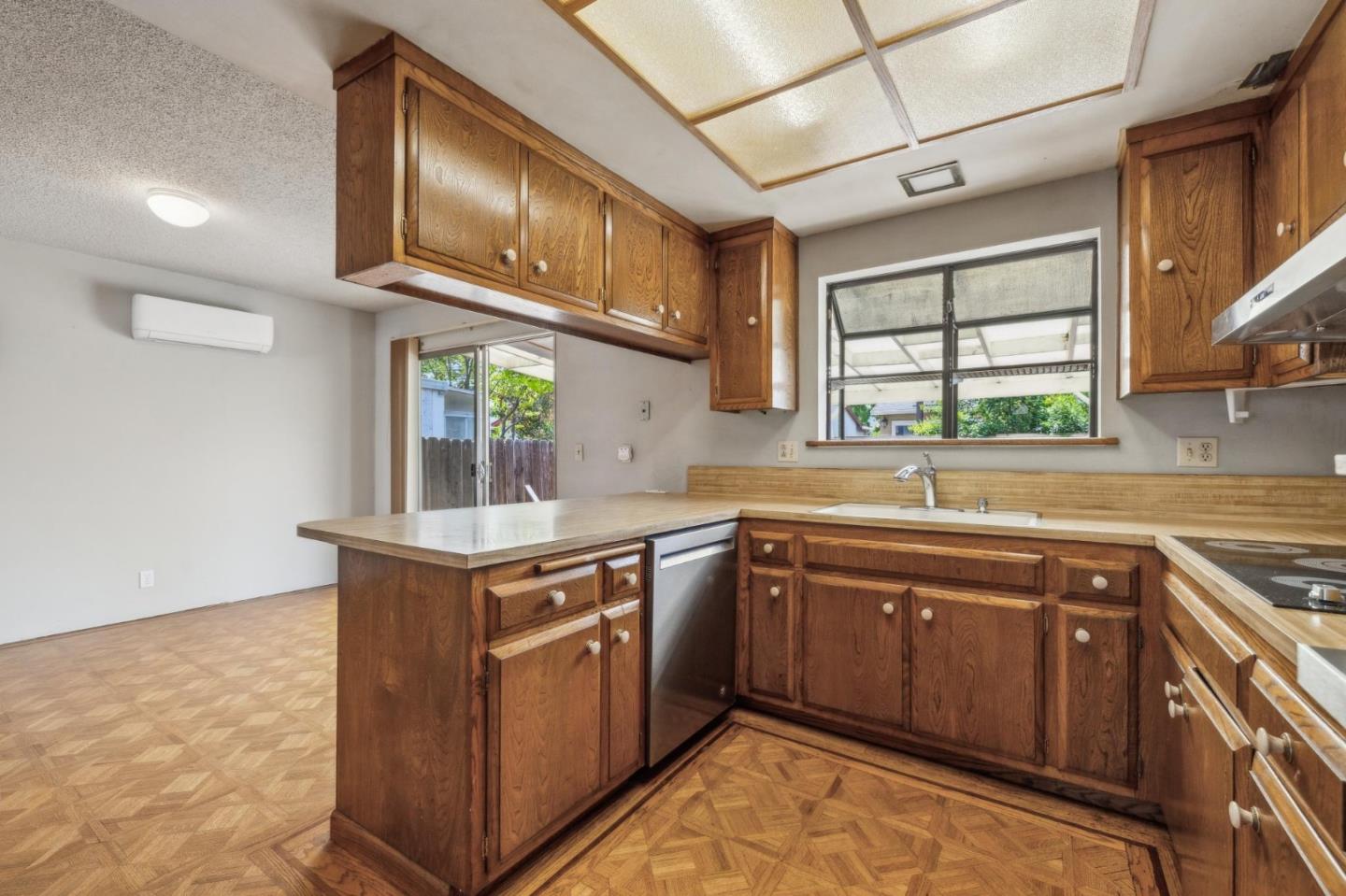 Detail Gallery Image 29 of 59 For 260 Bangor Ave, San Jose,  CA 95123 - 3 Beds | 2 Baths