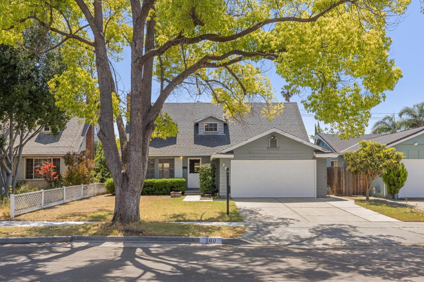 Detail Gallery Image 3 of 59 For 260 Bangor Ave, San Jose,  CA 95123 - 3 Beds | 2 Baths
