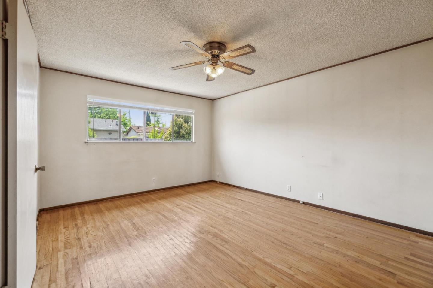 Detail Gallery Image 34 of 59 For 260 Bangor Ave, San Jose,  CA 95123 - 3 Beds | 2 Baths