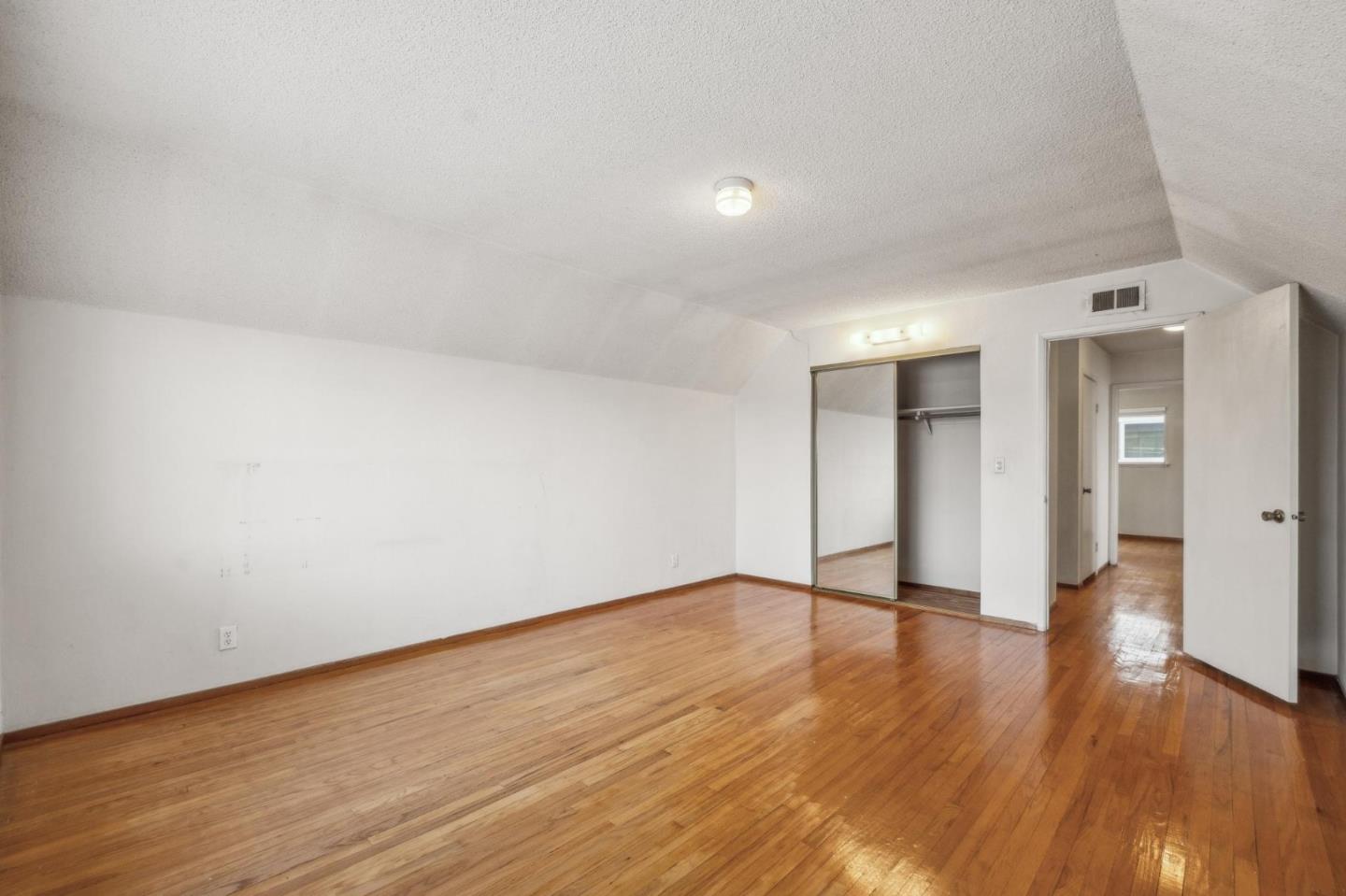 Detail Gallery Image 39 of 59 For 260 Bangor Ave, San Jose,  CA 95123 - 3 Beds | 2 Baths