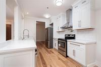 Detail Gallery Image 10 of 18 For 1435 Bellevue Ave #102,  Burlingame,  CA 94010 - 3 Beds | 2 Baths