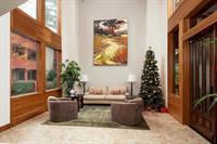 Detail Gallery Image 4 of 18 For 1435 Bellevue Ave #102,  Burlingame,  CA 94010 - 3 Beds | 2 Baths