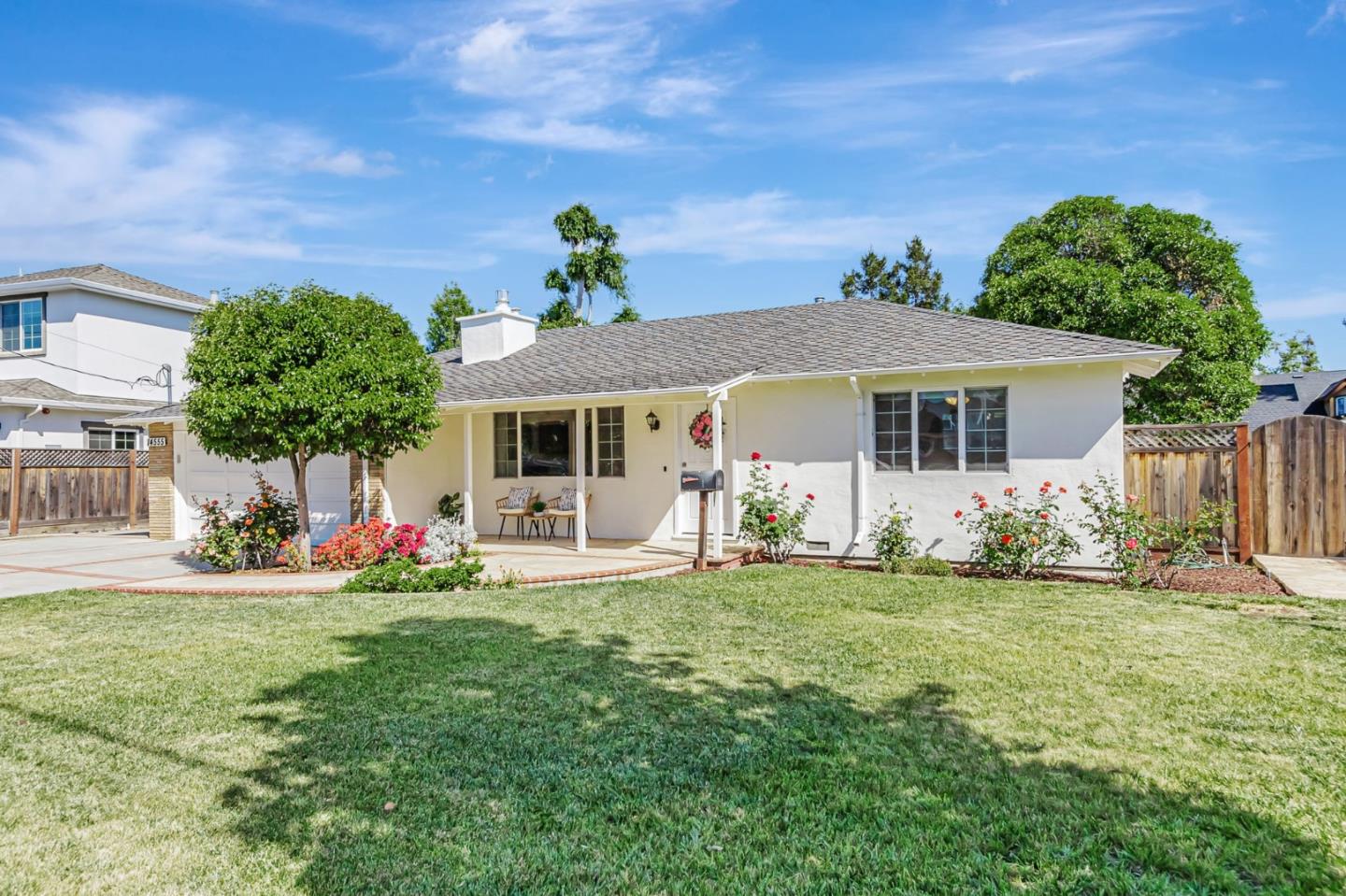 Detail Gallery Image 4 of 68 For 14555 Nelson Way, San Jose,  CA 95124 - 4 Beds | 3 Baths