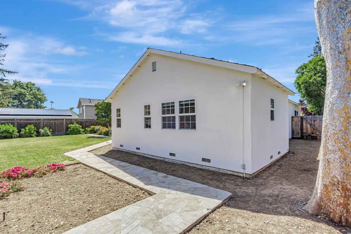 Detail Gallery Image 61 of 68 For 14555 Nelson Way, San Jose,  CA 95124 - 4 Beds | 3 Baths