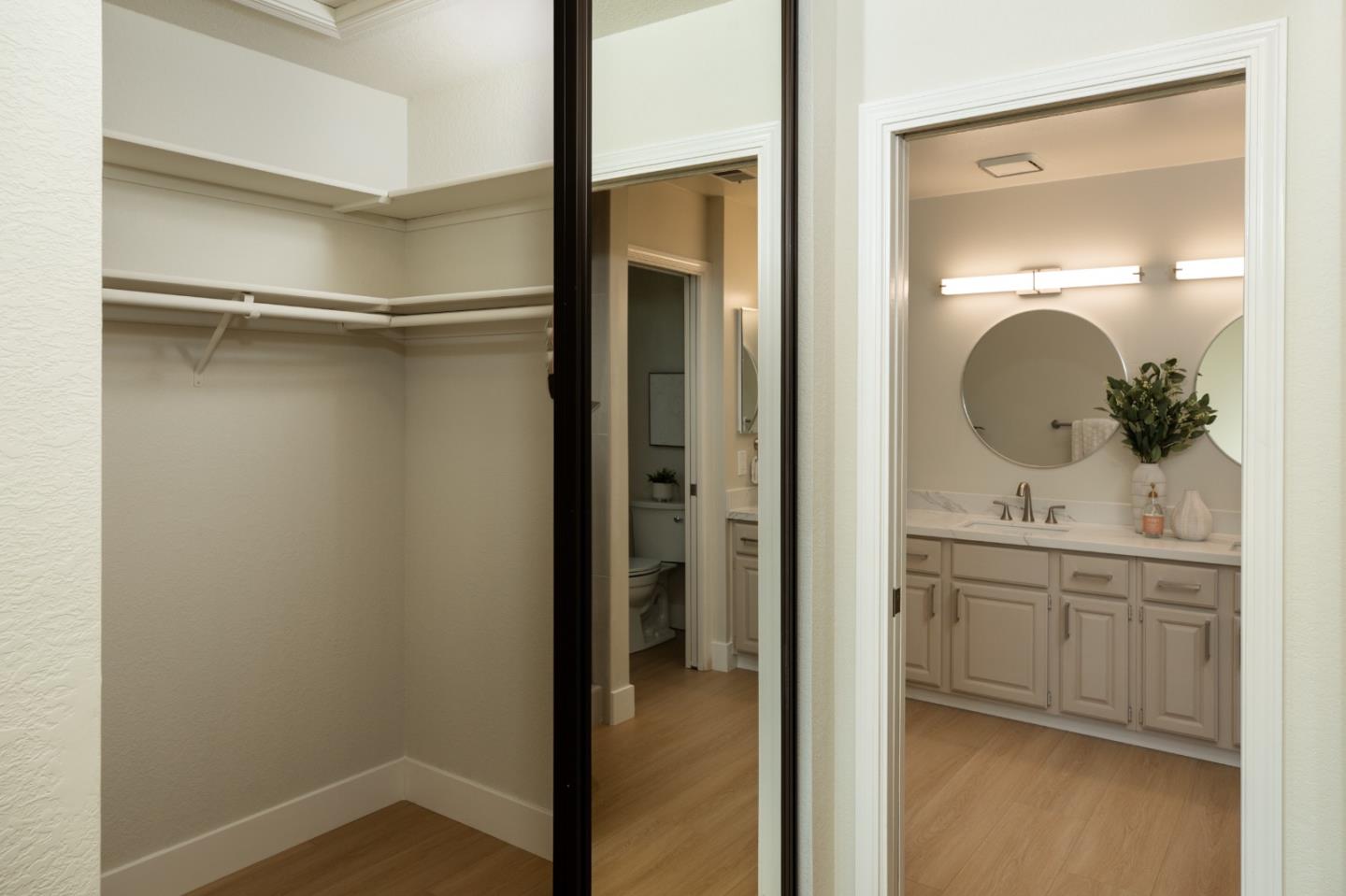Detail Gallery Image 17 of 30 For 867 Norfolk Pine Ave, Sunnyvale,  CA 94087 - 5 Beds | 2/1 Baths