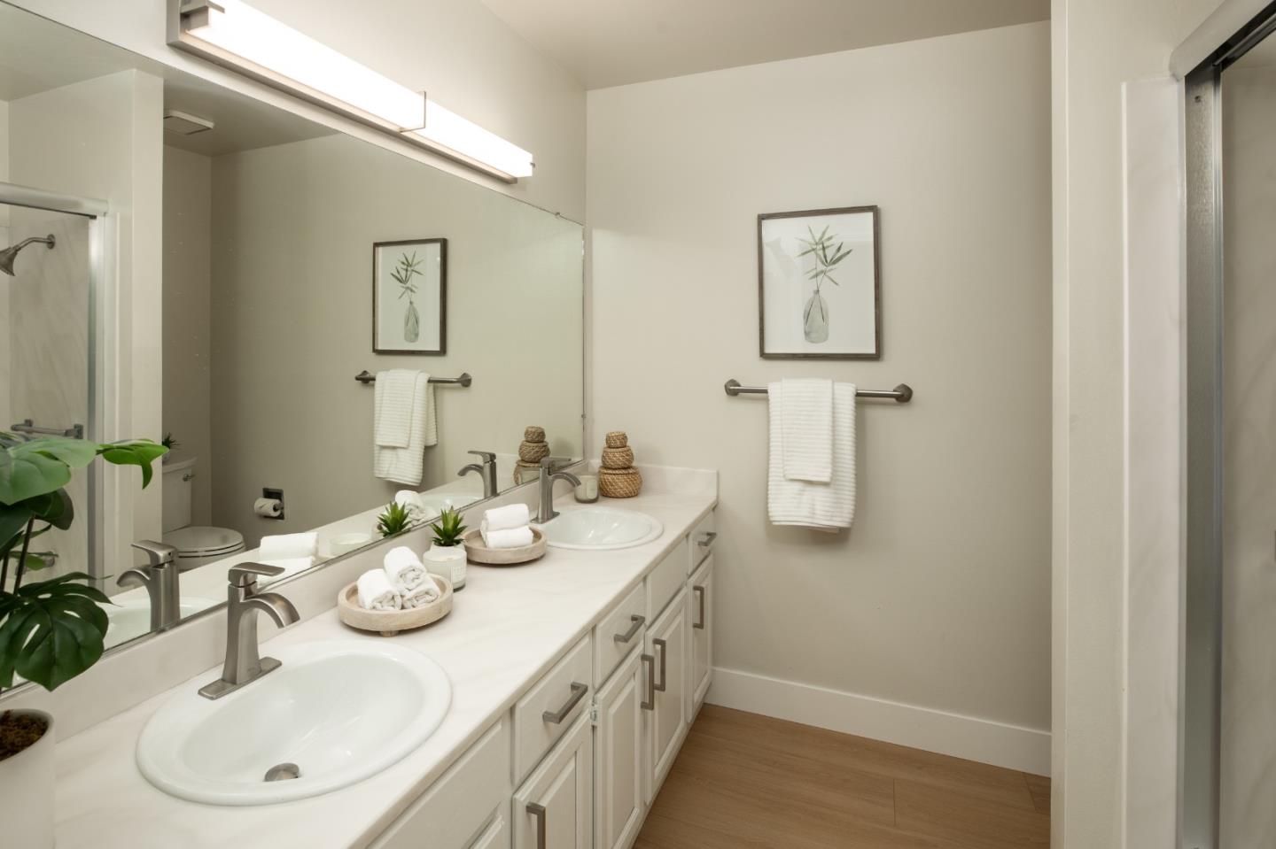 Detail Gallery Image 22 of 30 For 867 Norfolk Pine Ave, Sunnyvale,  CA 94087 - 5 Beds | 2/1 Baths
