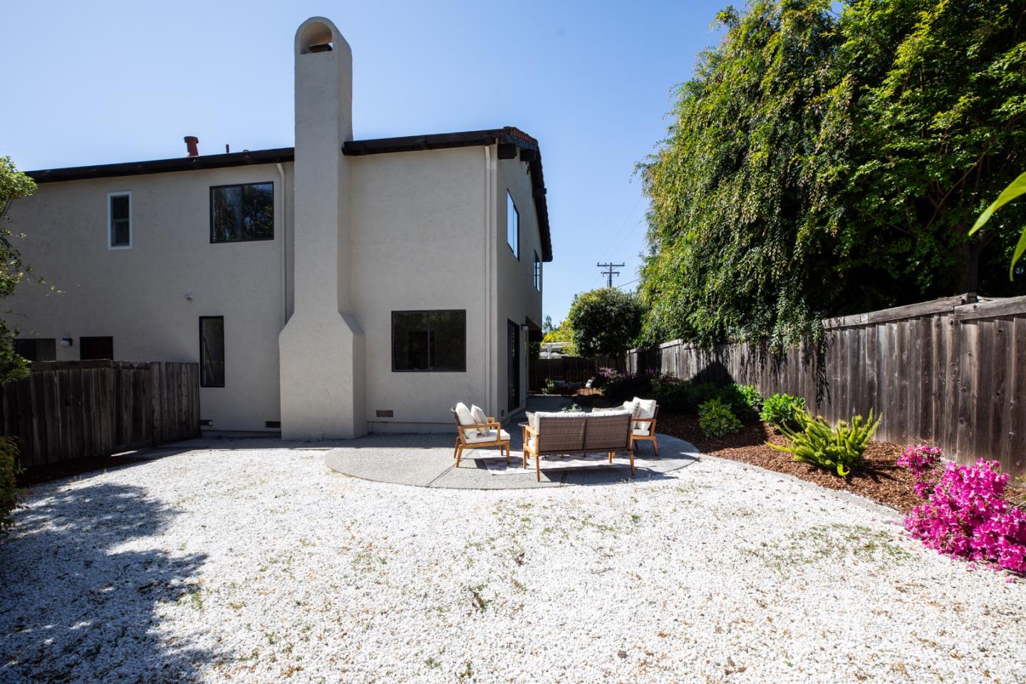 Detail Gallery Image 28 of 30 For 867 Norfolk Pine Ave, Sunnyvale,  CA 94087 - 5 Beds | 2/1 Baths