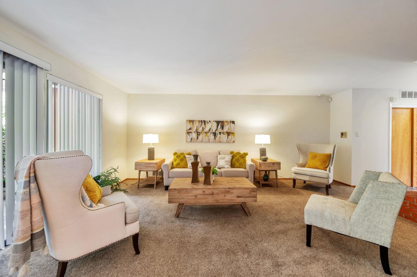Detail Gallery Image 6 of 32 For 3320 Crestmoor Dr, San Bruno,  CA 94066 - 3 Beds | 2 Baths