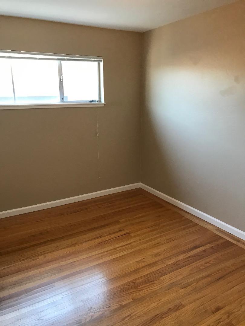 Detail Gallery Image 3 of 13 For 88 Linden Ave #1,  San Bruno,  CA 94066 - 2 Beds | 1 Baths