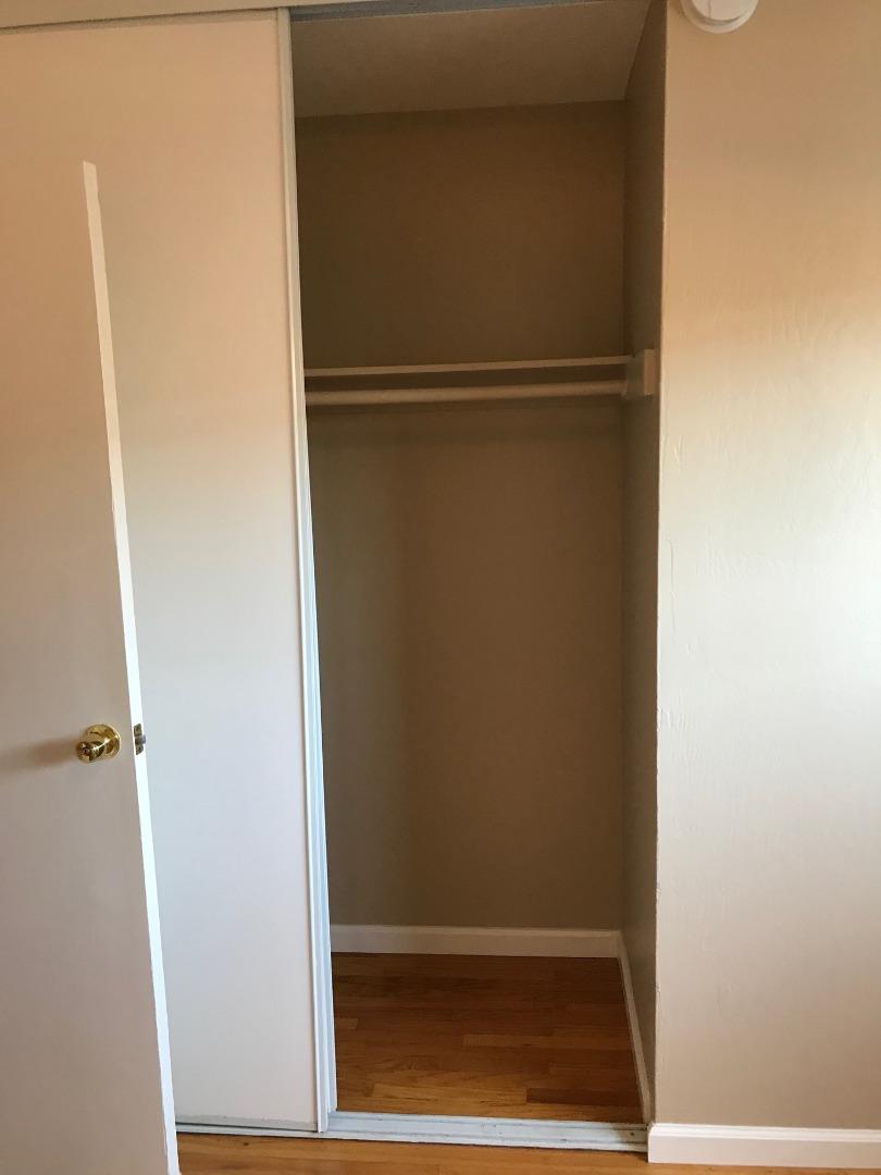 Detail Gallery Image 5 of 13 For 88 Linden Ave #1,  San Bruno,  CA 94066 - 2 Beds | 1 Baths