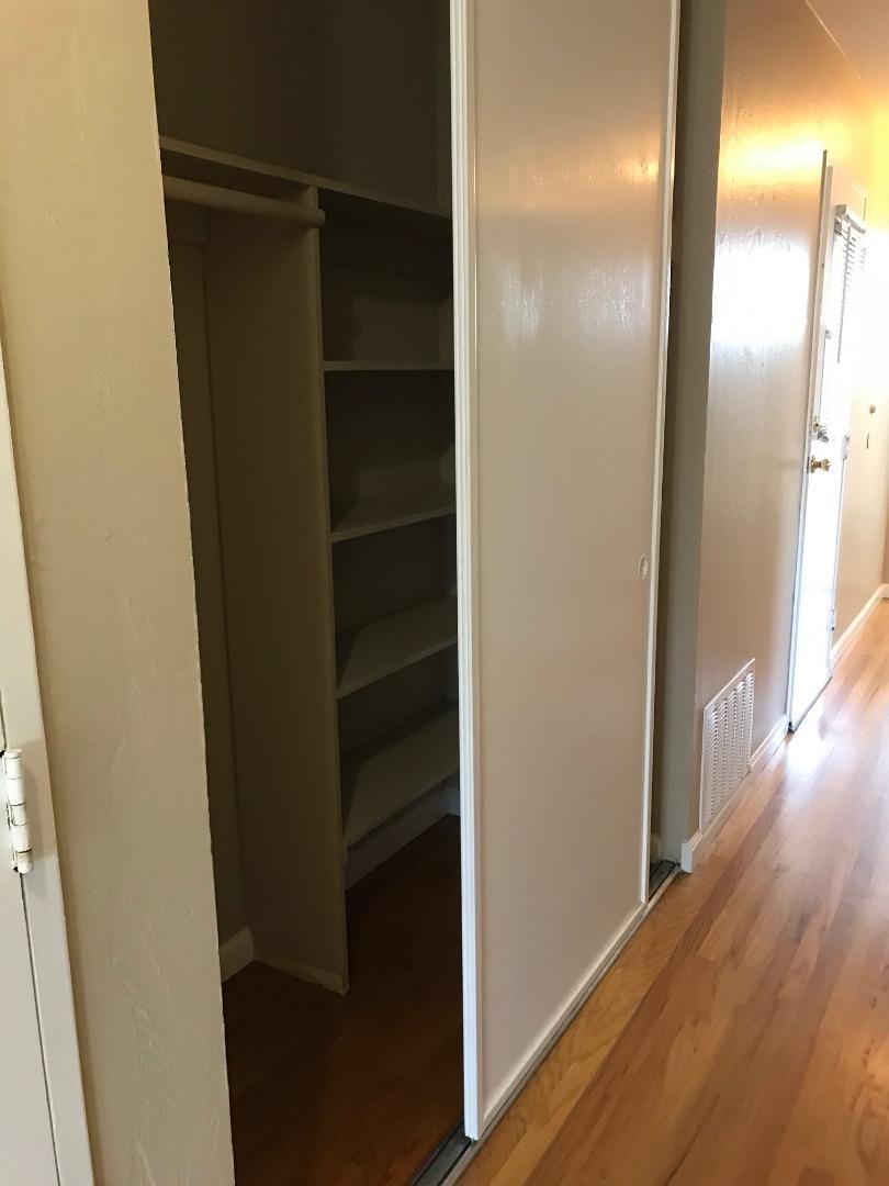 Detail Gallery Image 7 of 13 For 88 Linden Ave #1,  San Bruno,  CA 94066 - 2 Beds | 1 Baths