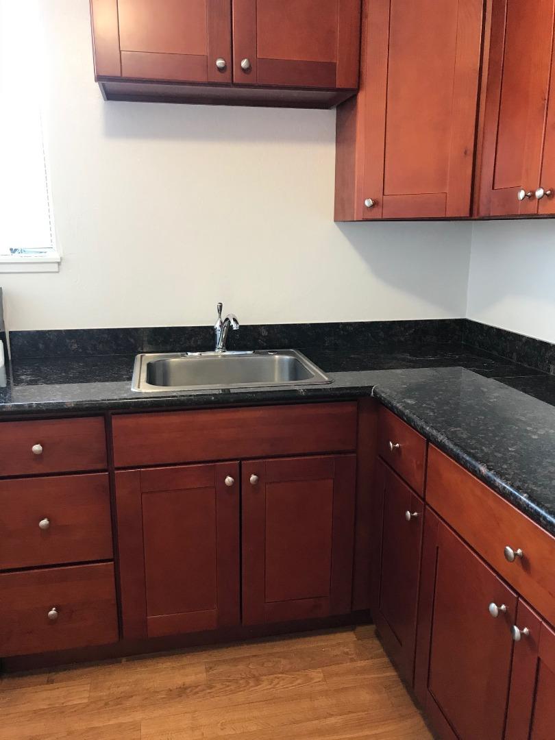 Detail Gallery Image 8 of 13 For 88 Linden Ave #1,  San Bruno,  CA 94066 - 2 Beds | 1 Baths