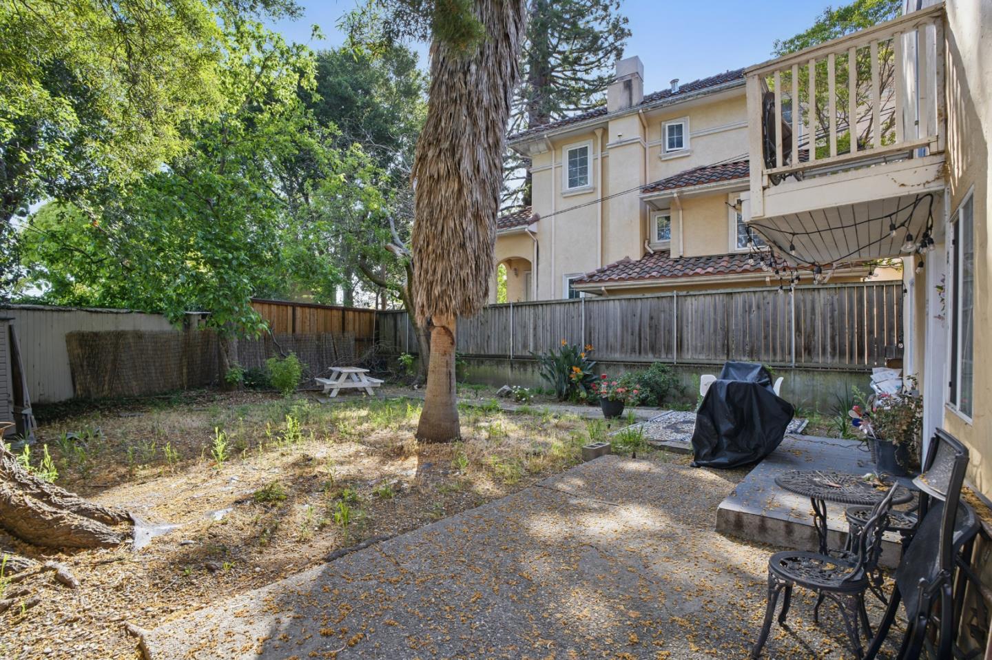 Detail Gallery Image 14 of 16 For 824 El Camino Real, Burlingame,  CA 94010 - – Beds | – Baths