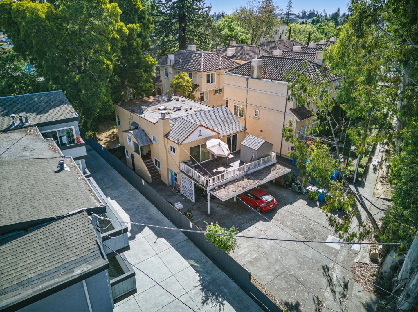 Detail Gallery Image 3 of 16 For 824 El Camino Real, Burlingame,  CA 94010 - – Beds | – Baths