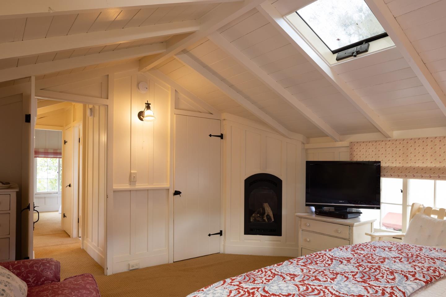 Detail Gallery Image 21 of 38 For 0 Nw Corner Casanova & Ocean Ave, Carmel,  CA 93923 - 8 Beds | 5 Baths