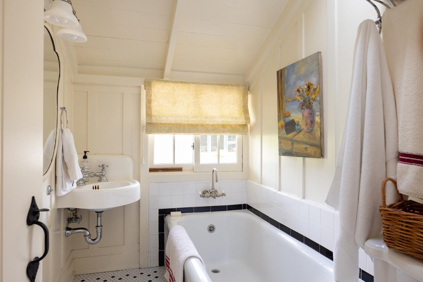 Detail Gallery Image 23 of 38 For 0 Nw Corner Casanova & Ocean Ave, Carmel,  CA 93923 - 8 Beds | 5 Baths