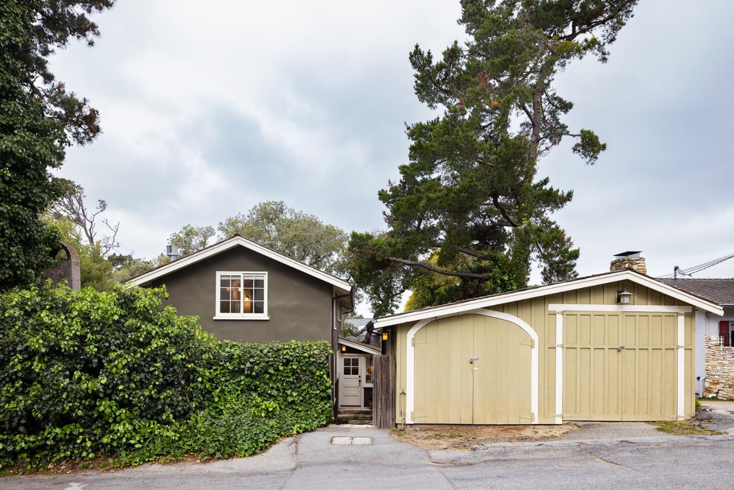 Detail Gallery Image 37 of 38 For 0 Nw Corner Casanova & Ocean Ave, Carmel,  CA 93923 - 8 Beds | 5 Baths