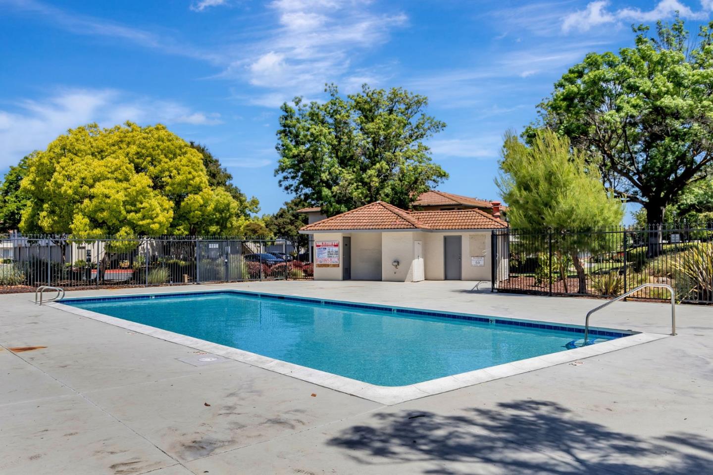 Detail Gallery Image 28 of 37 For 211 Kenbrook Cir Cl,  San Jose,  CA 95111 - 1 Beds | 1 Baths